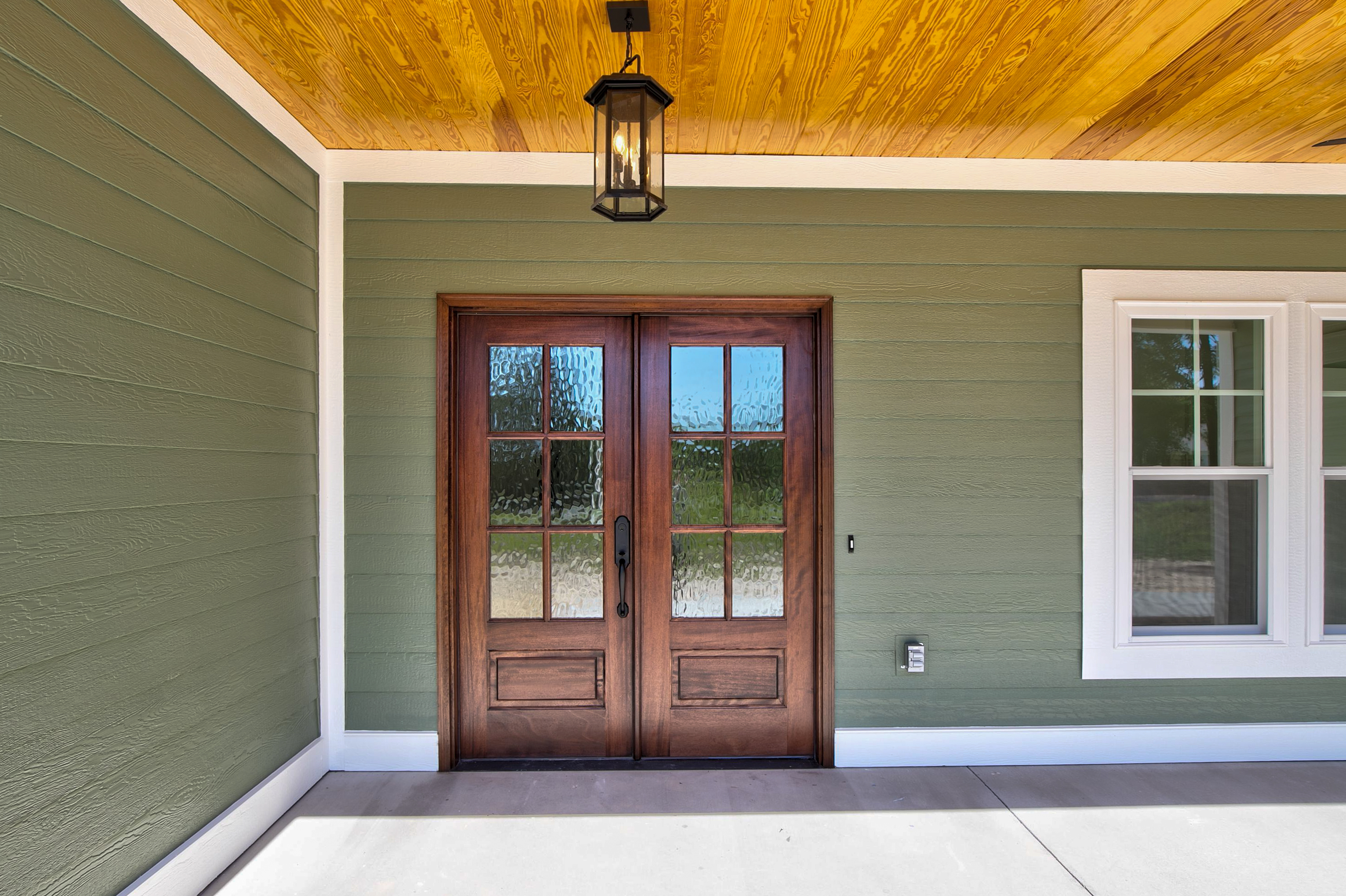 Custom home  - Rafter B
