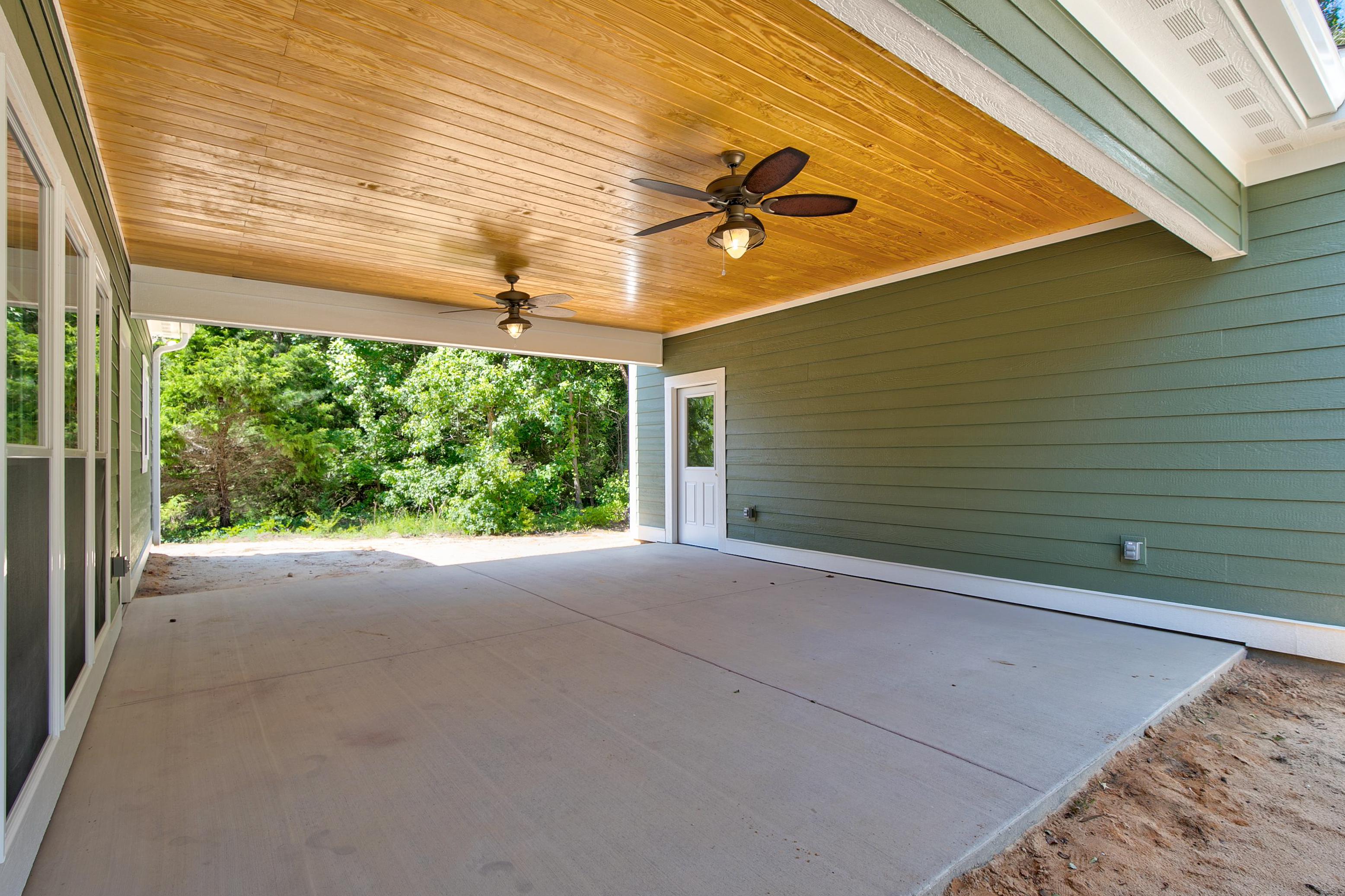 Custom home  - Rafter B