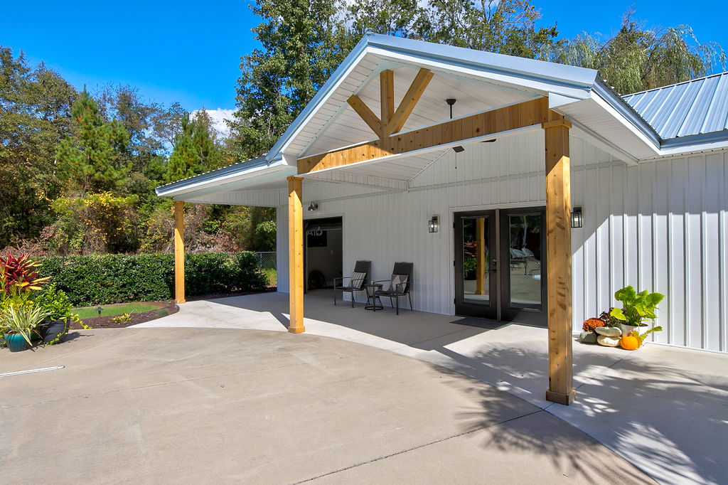 Custom pool house  - Rafter B