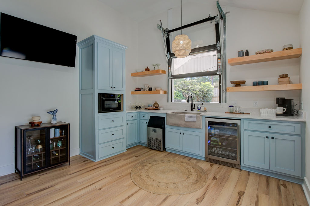 Custom pool house  - Rafter B