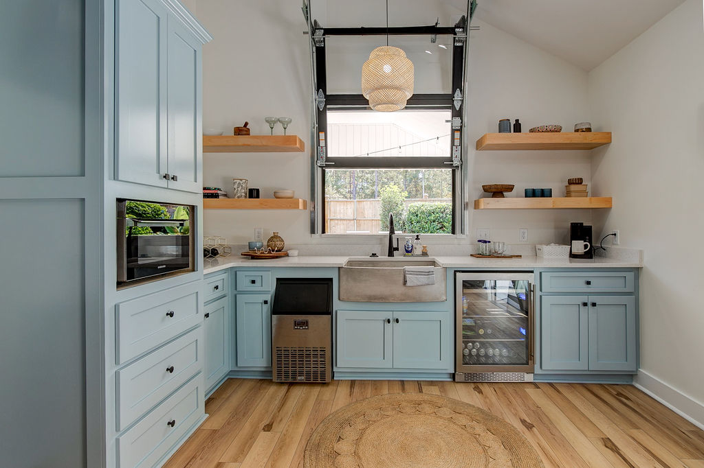 Custom pool house  - Rafter B