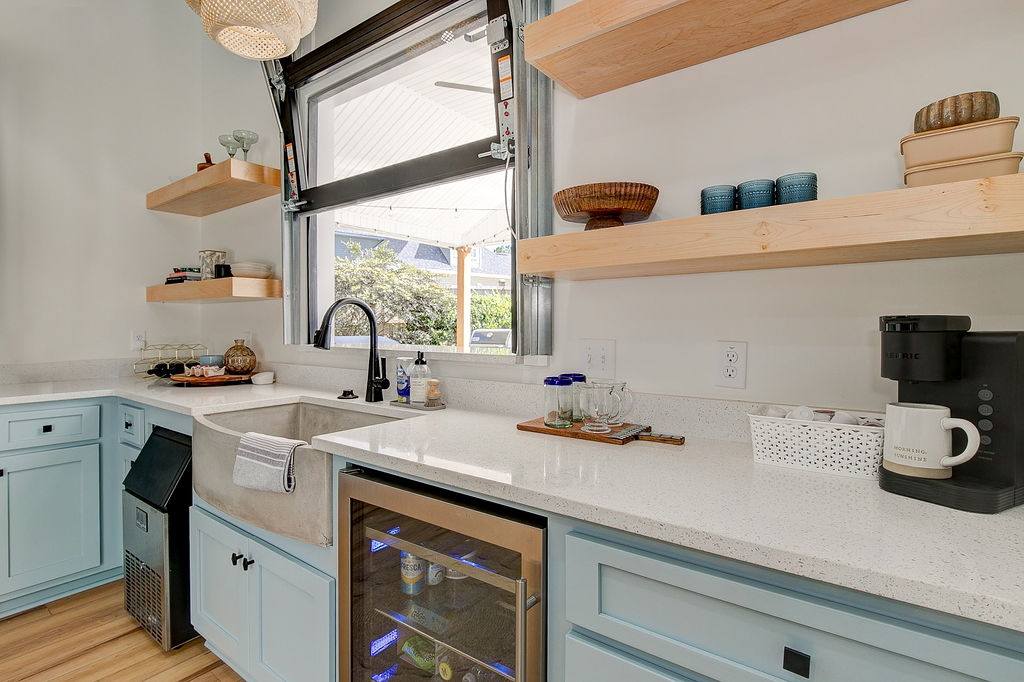 Custom pool house  - Rafter B