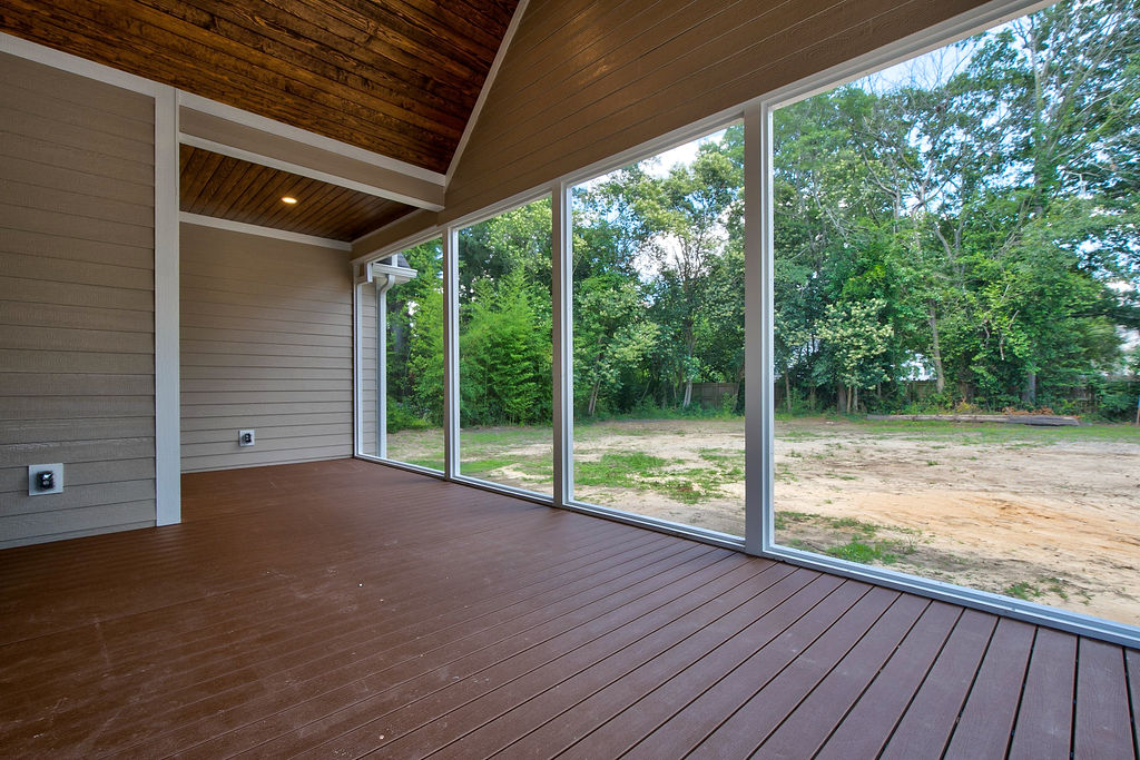 Exterior - Rear Porch