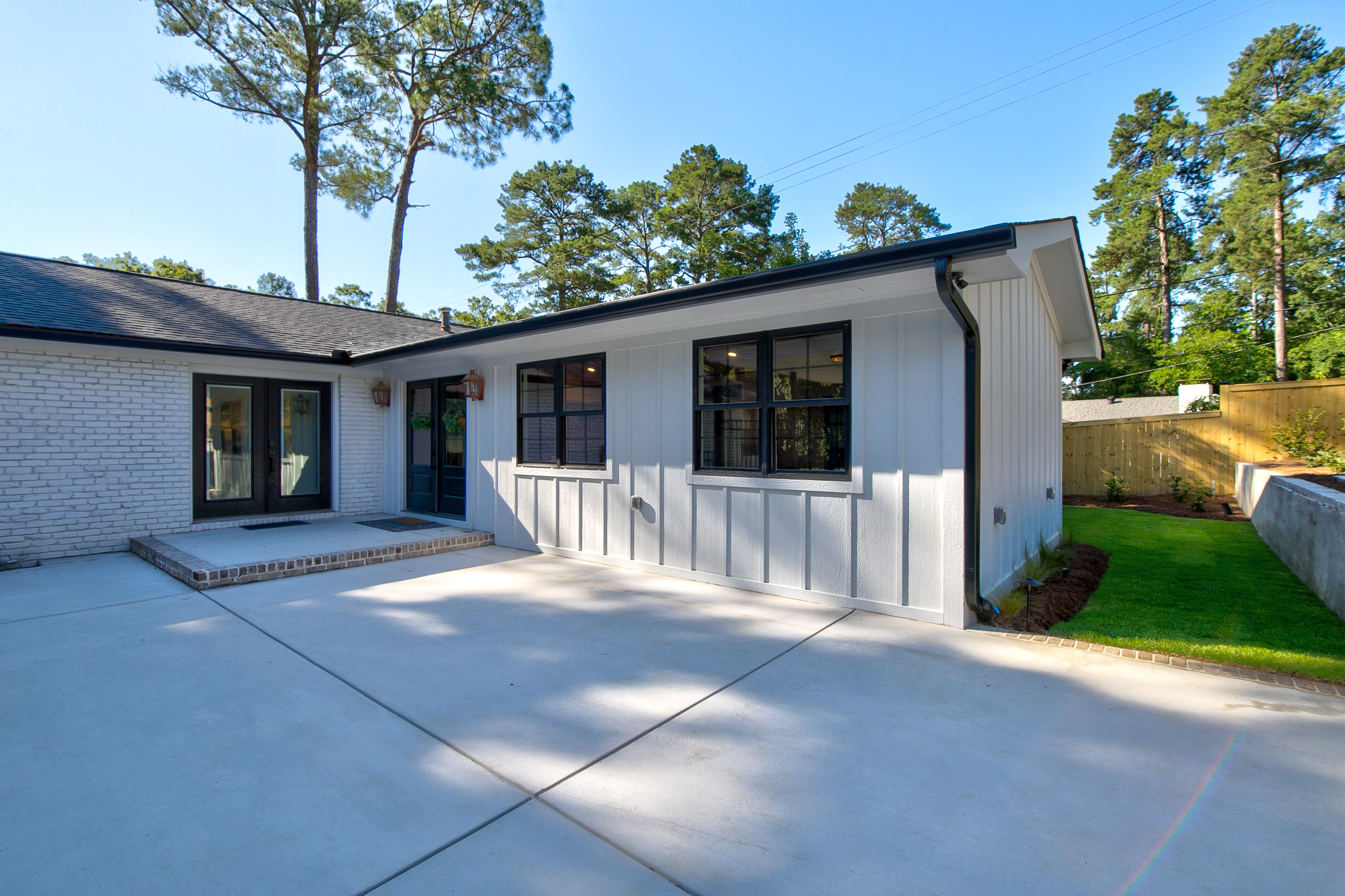 Front Entry - Rafter B Construction