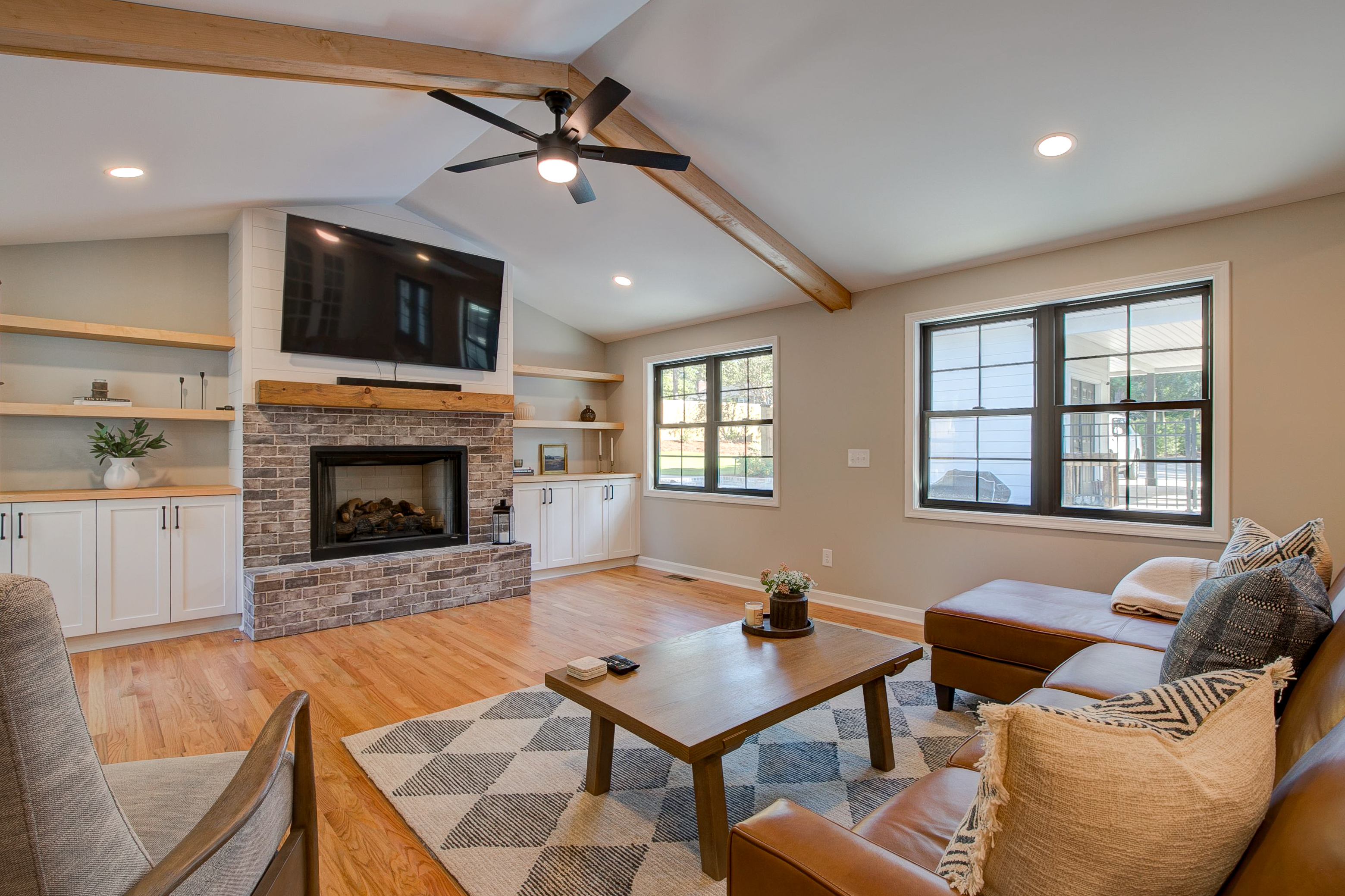 Living Room - Rafter B Construction