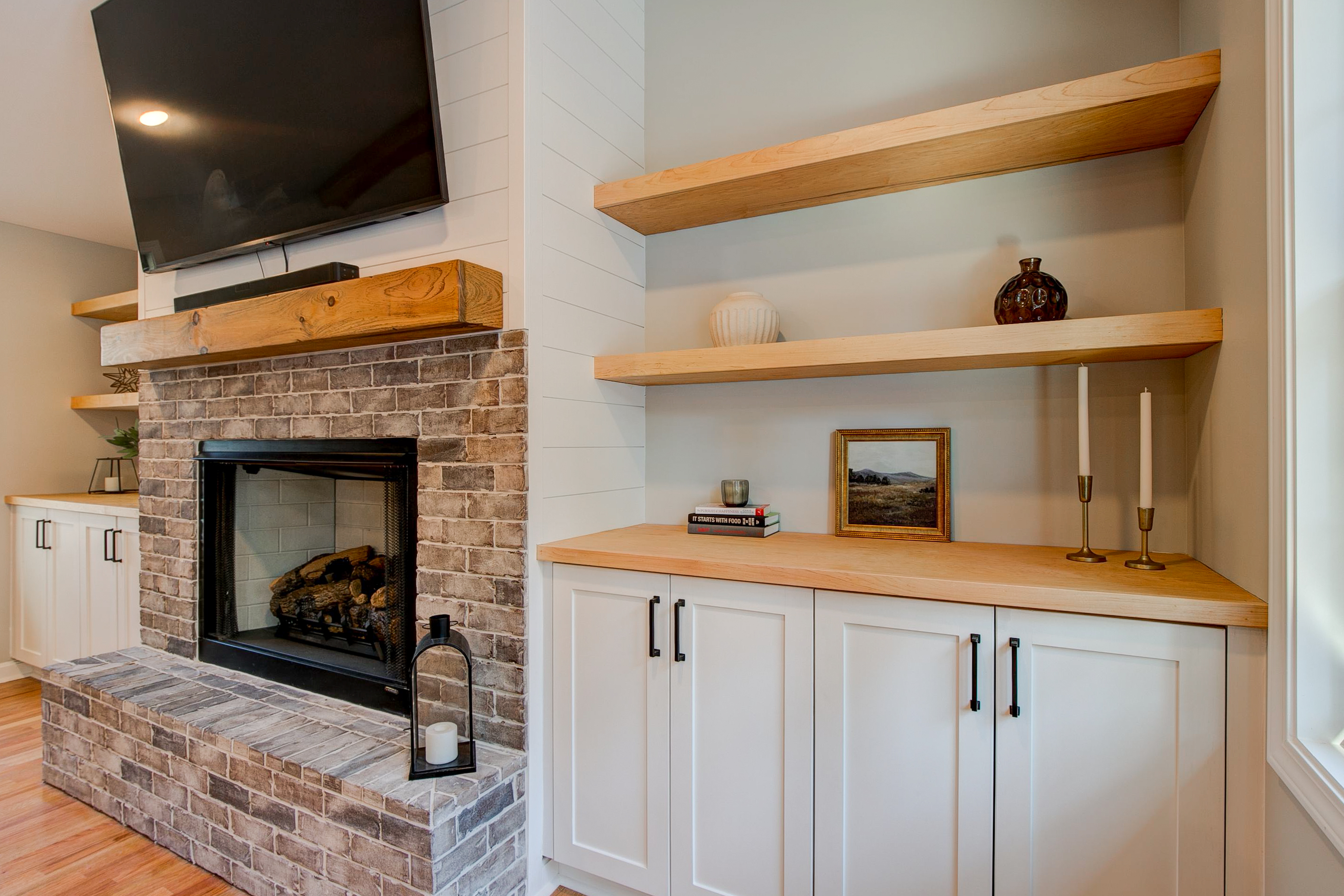 Fireplace - Rafter B Construction