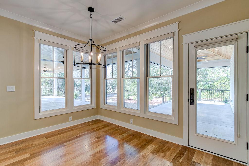 Breakfast Nook