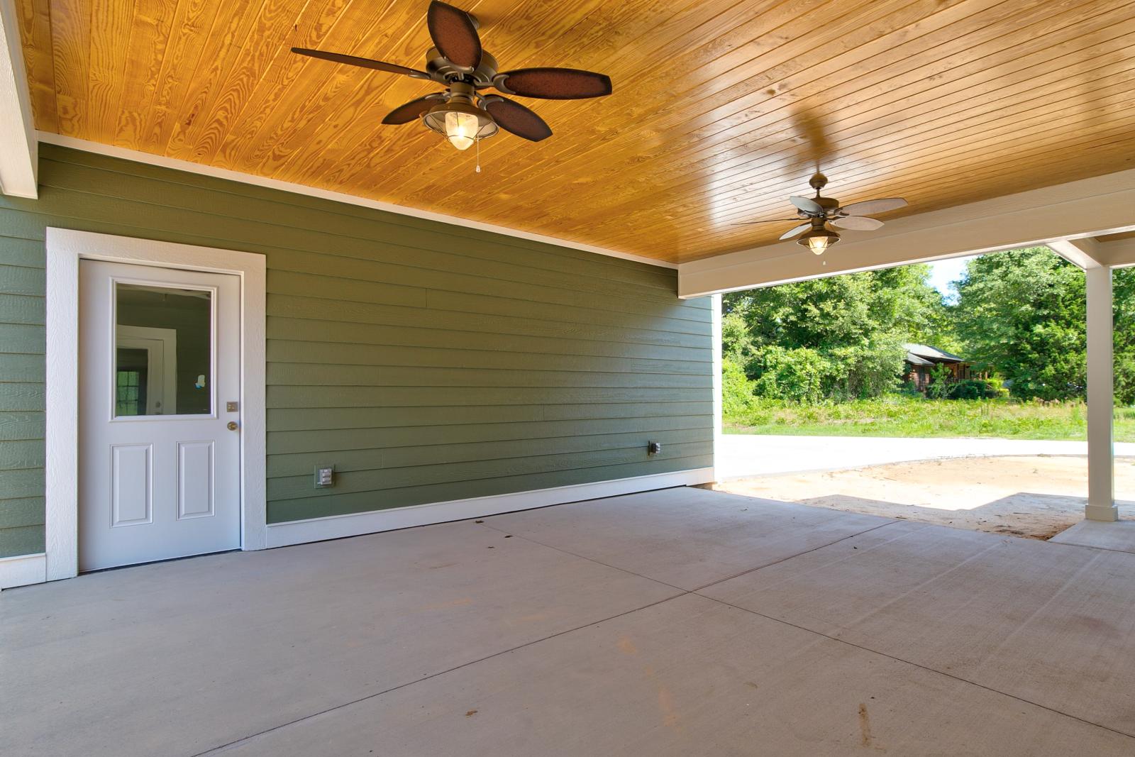 Custom home  - Rafter B