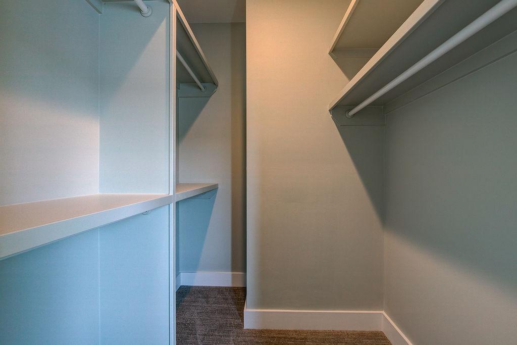Walk-in closet