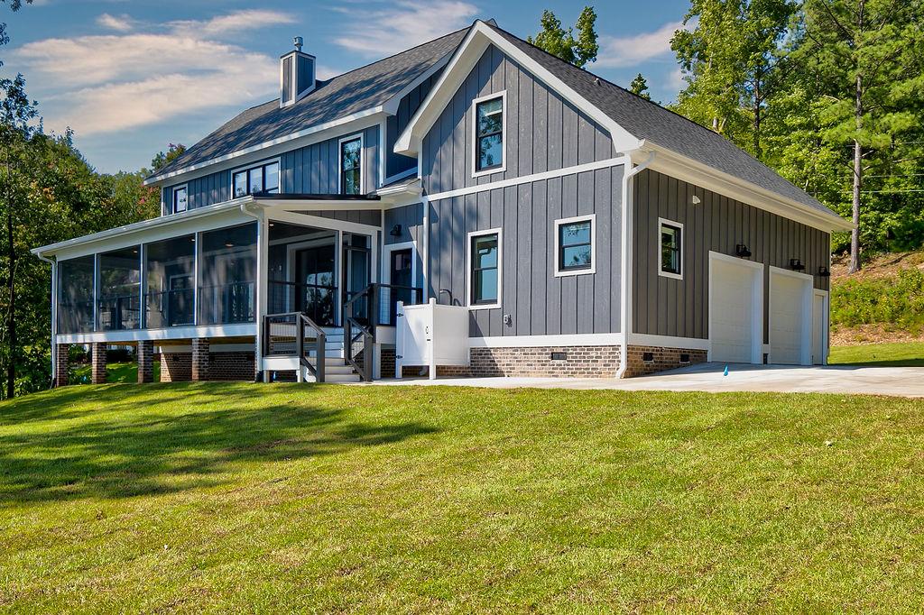 Exterior of Rafter B custom lakeside home