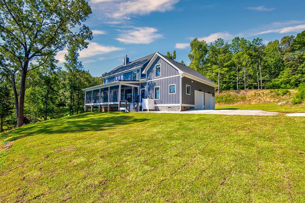 Exterior of Rafter B custom lakeside home