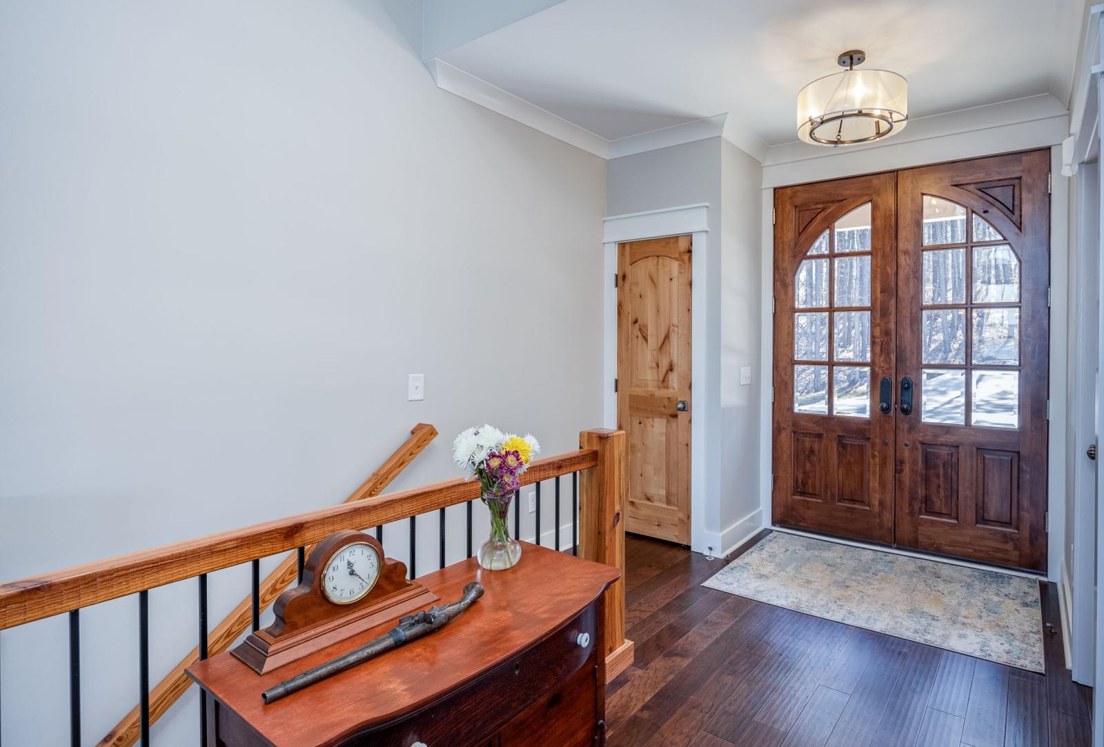 Entryway - Foyer 