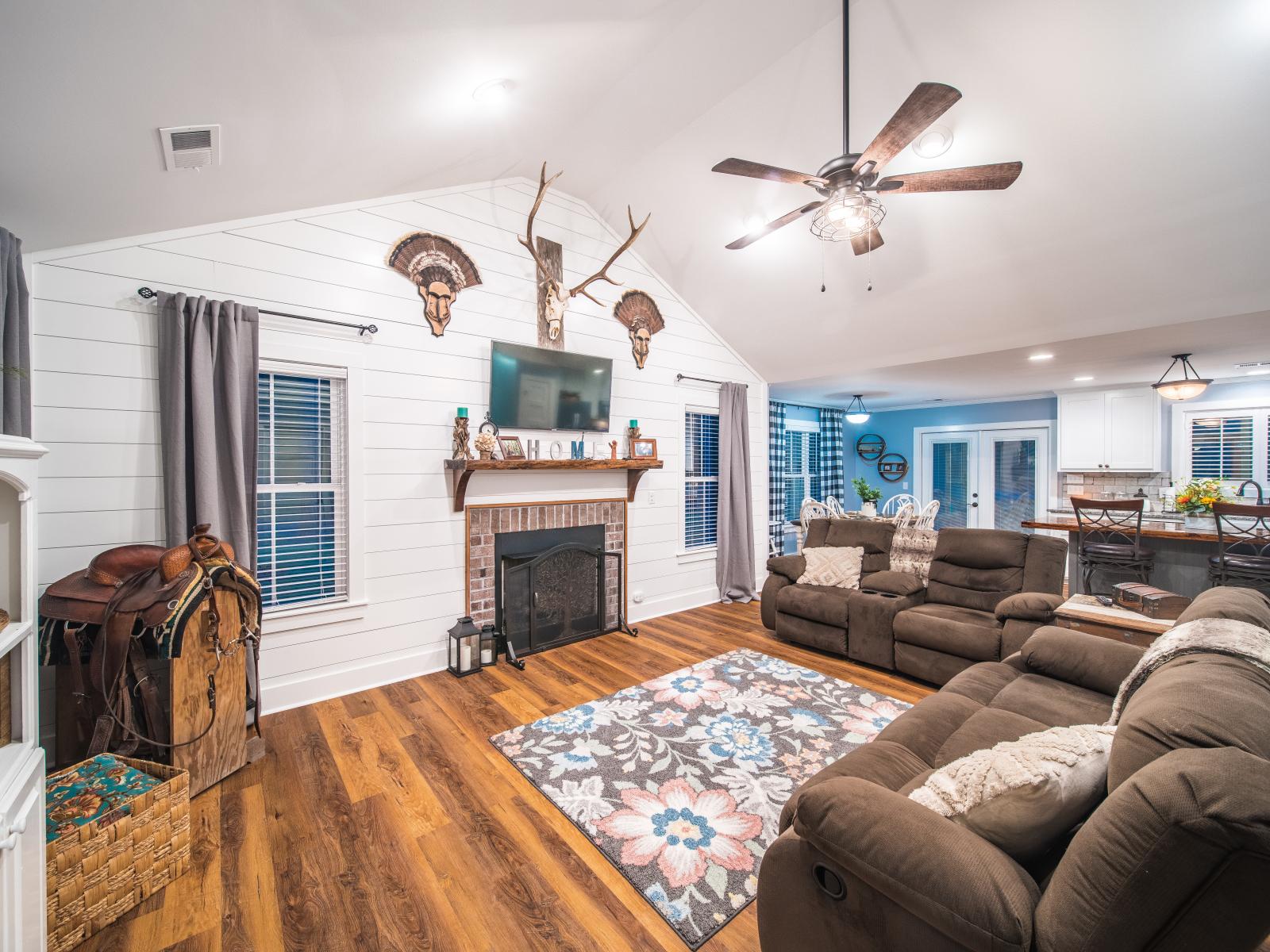 Custom designed house - Rafter B