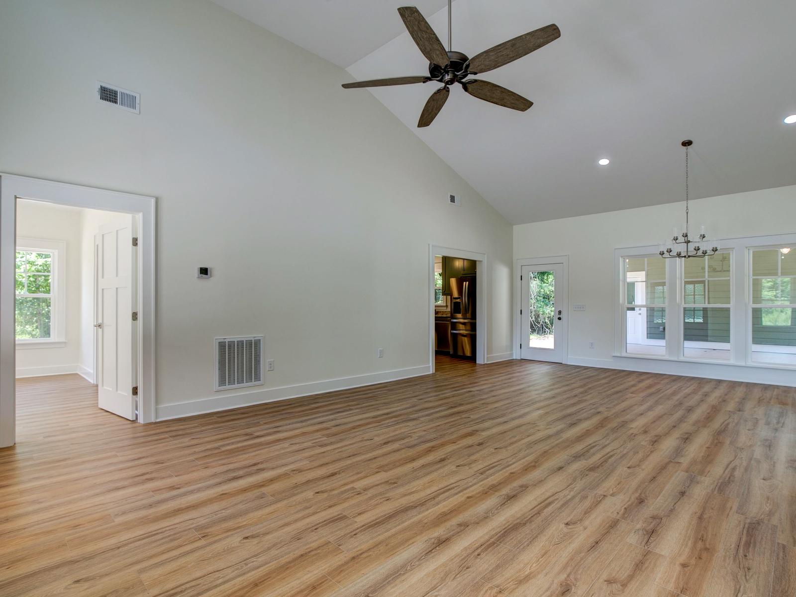 Custom home - Rafter B