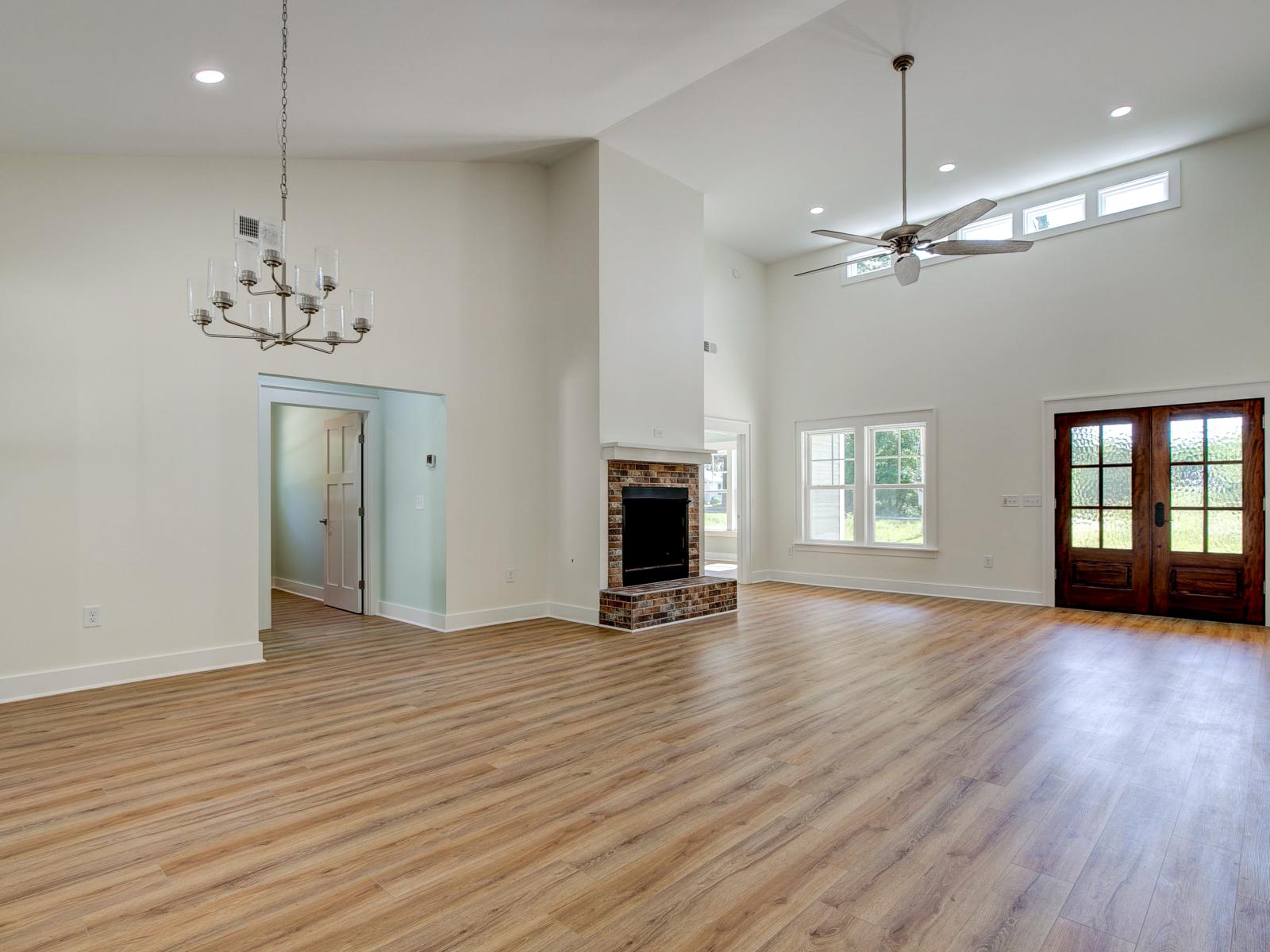 Custom home - Rafter B