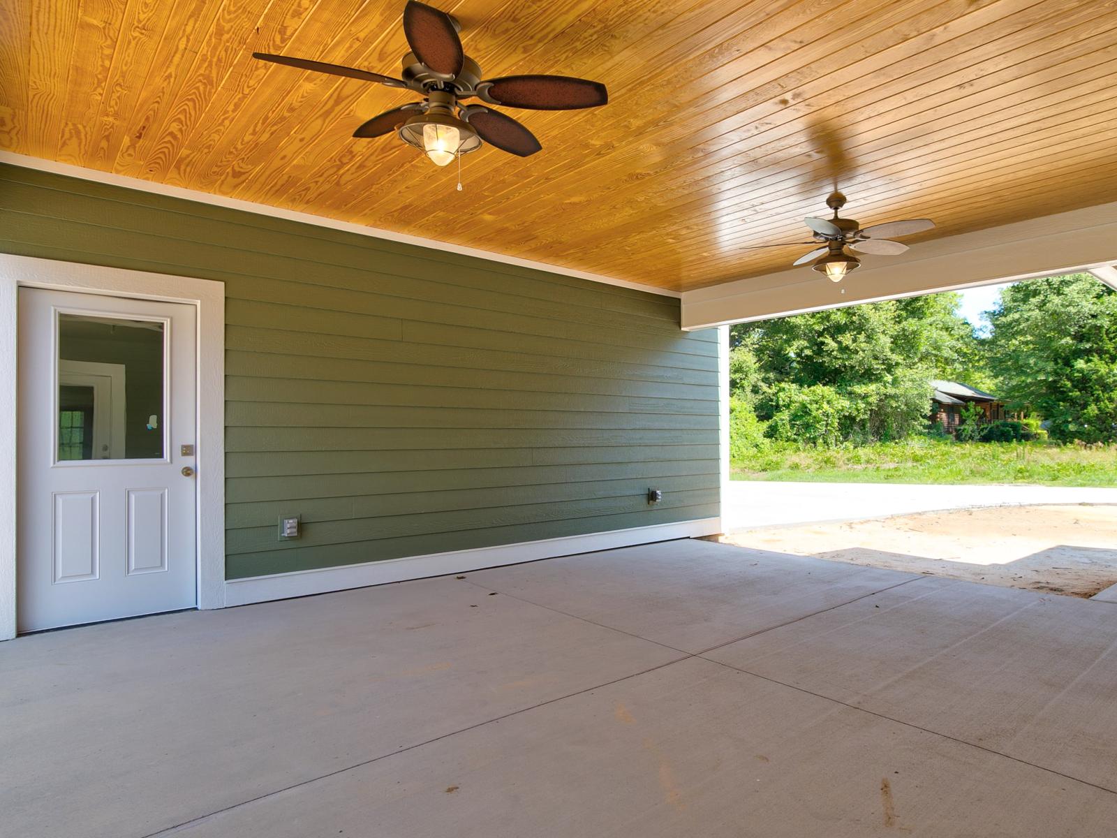 Custom home - Rafter B