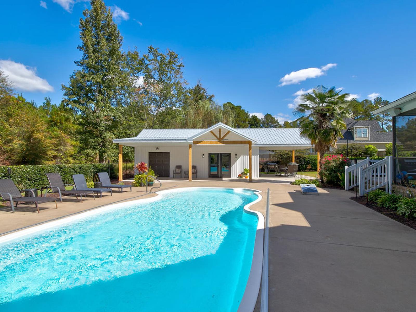Custom pool house - Rafter B