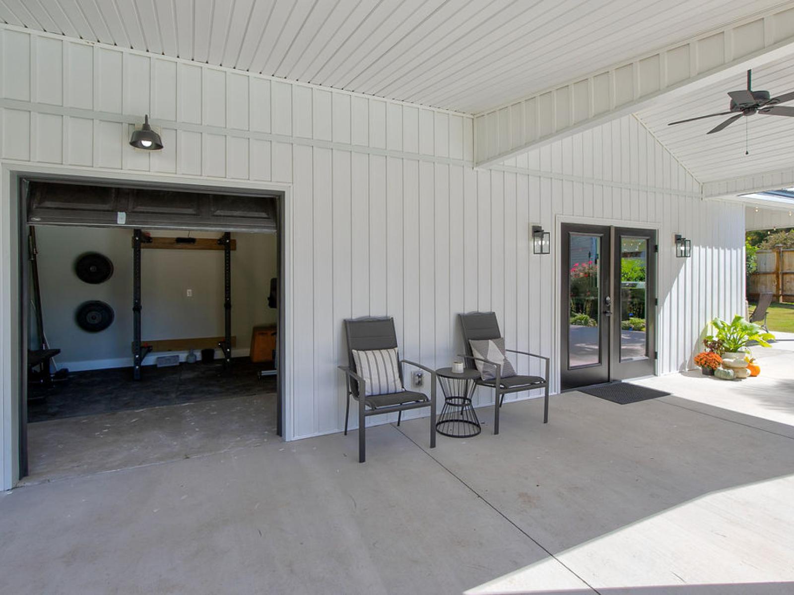Custom pool house - Rafter B