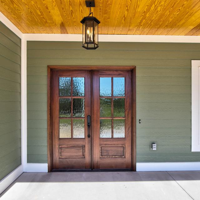 Custom home - Rafter B