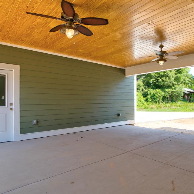 Custom home - Rafter B