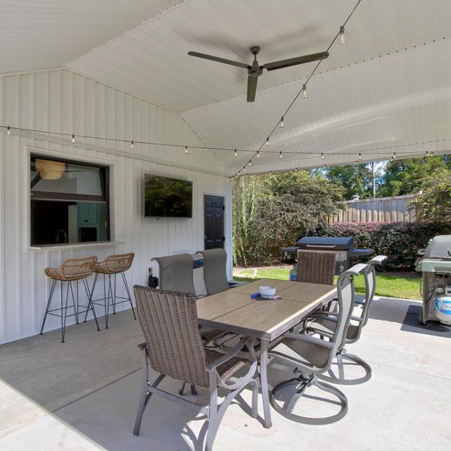 Custom pool house - Rafter B